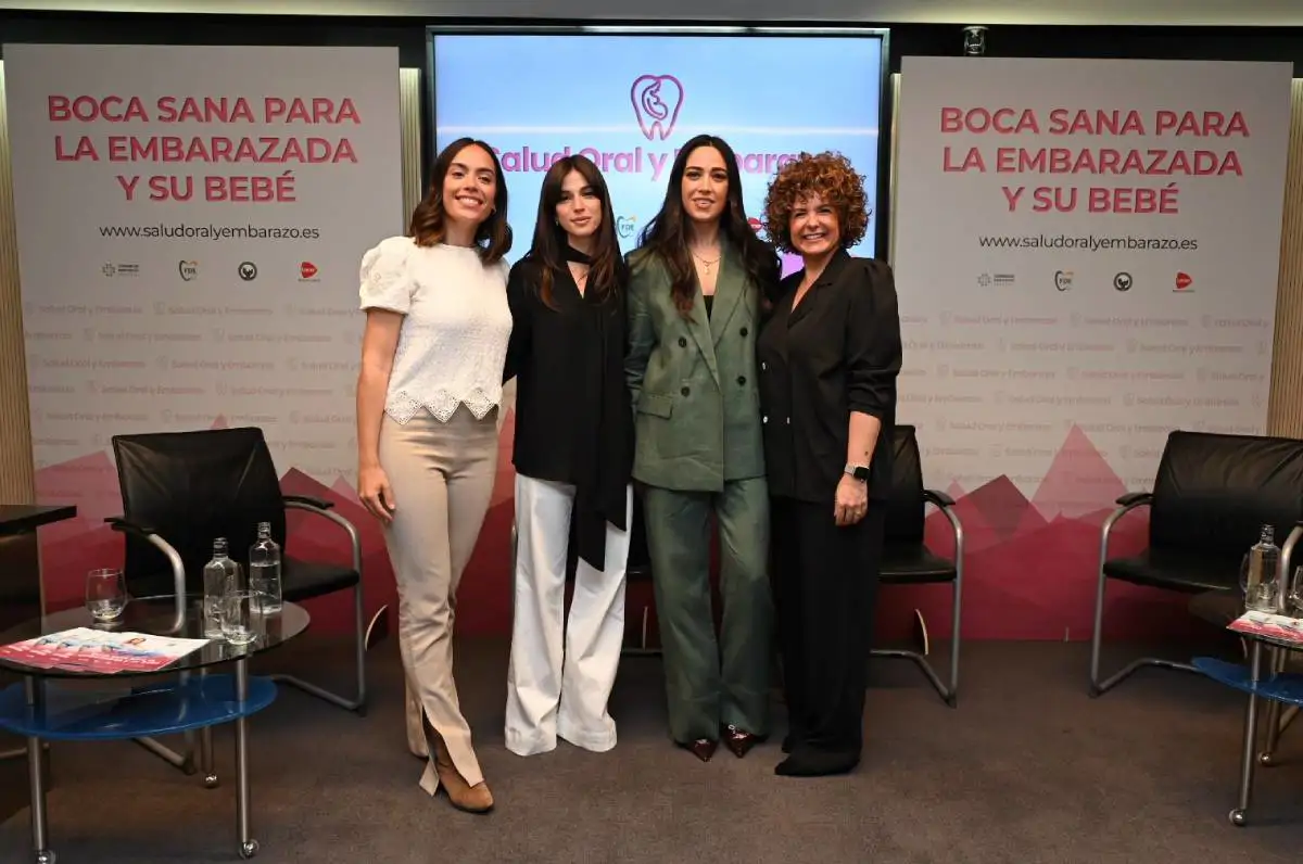De izq  a dcha  Rocío García Viso, Sandra Gago, Marina Montiel y María Núñez