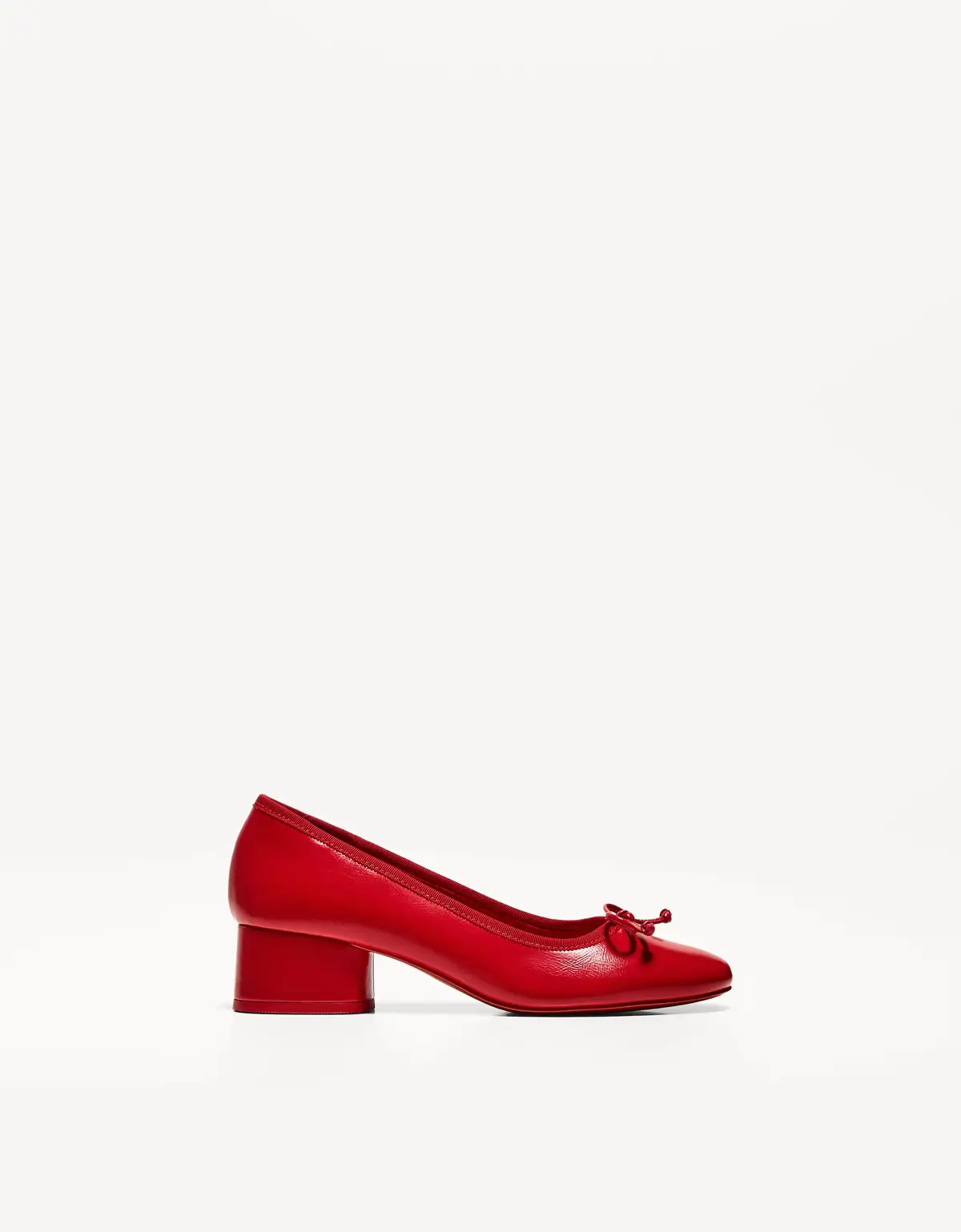 Bailarinas de tacón rojo 