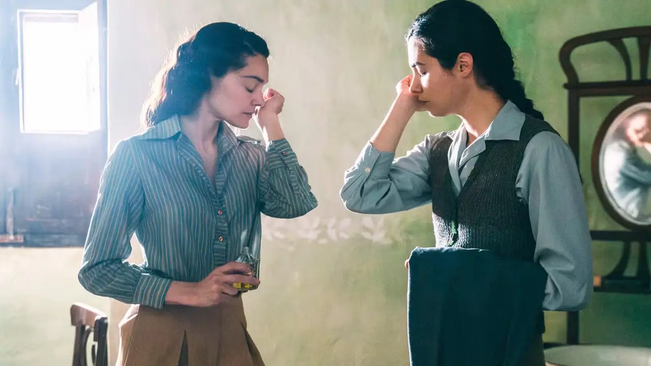 La película de época que elegiría si fuera al cine en el puente de mayo: "Pensé en nuestras abuelas que mantuvieron a la familia unida sacrificando cualquier sueño o deseo"