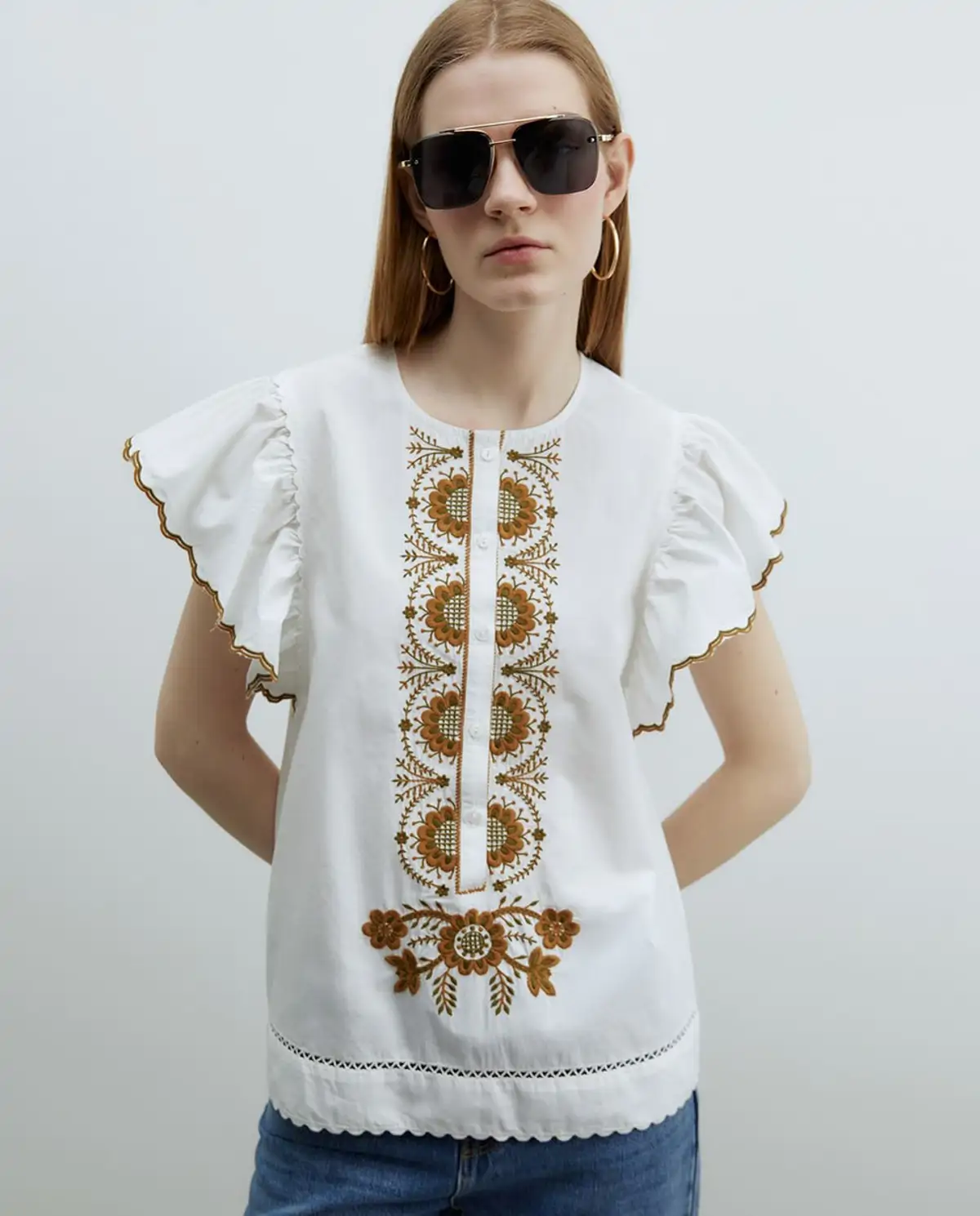 Blusa con volantes