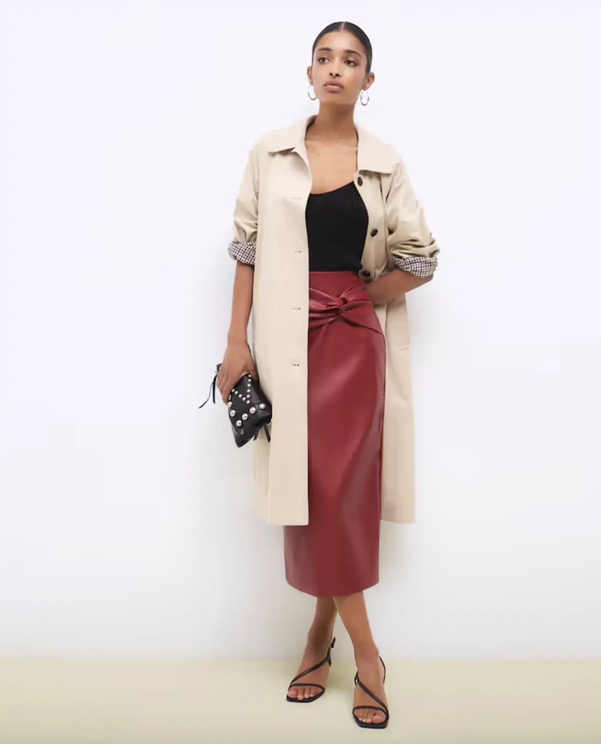 Falda midi efecto piel