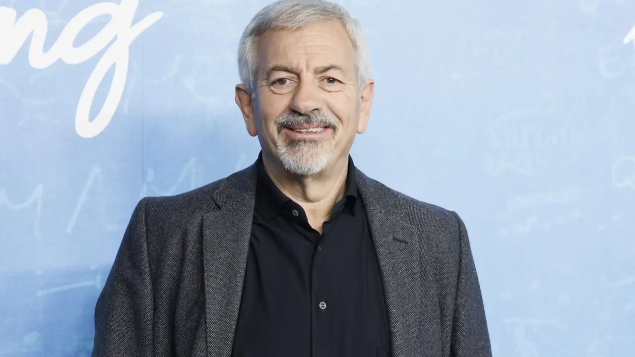 Carlos Sobera hace un parón en ‘Supervivientes’ y abre el álbum de su idílico viaje a Malasia junto a su mujer Patricia y su hija