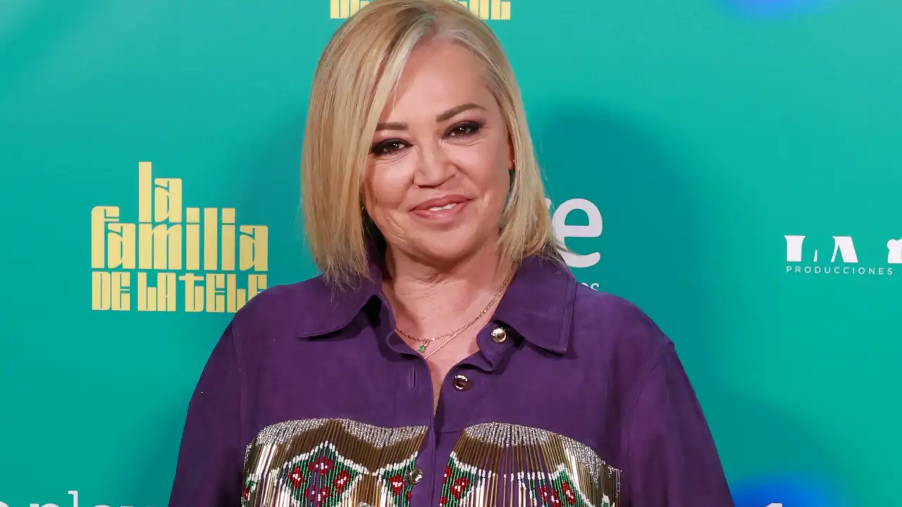 Belén Esteban desvela la diferencia que la dirección de ‘La familia de la tele’ ha hecho entre ella y Patiño con respecto a sus compañeros