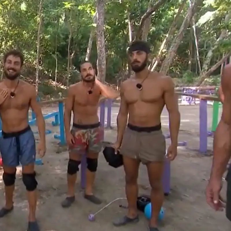 Borja González, atendido por el equipo médico de 'Supervivientes 2025' tras abandonar una prueba