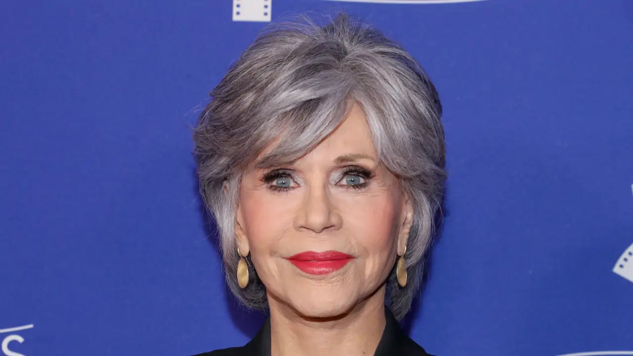 Jane Fonda (87 años), sobre su rutina deportiva: “Tener la música adecuada es clave para el éxito o el fracaso de mi entrenamiento, especialmente en cardio y aeróbicos"