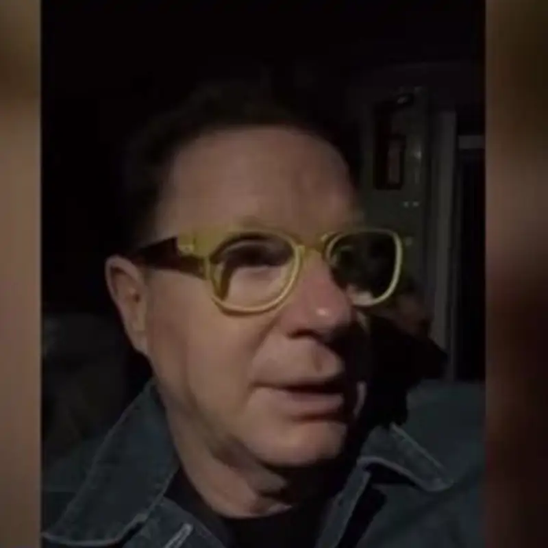 Jorge y César Cadaval ('Los Morancos'), víctimas del robo de cable en los trenes AVE: “Nos han traído agua a las cinco de la mañana. Todo a oscuras. Un desastre”