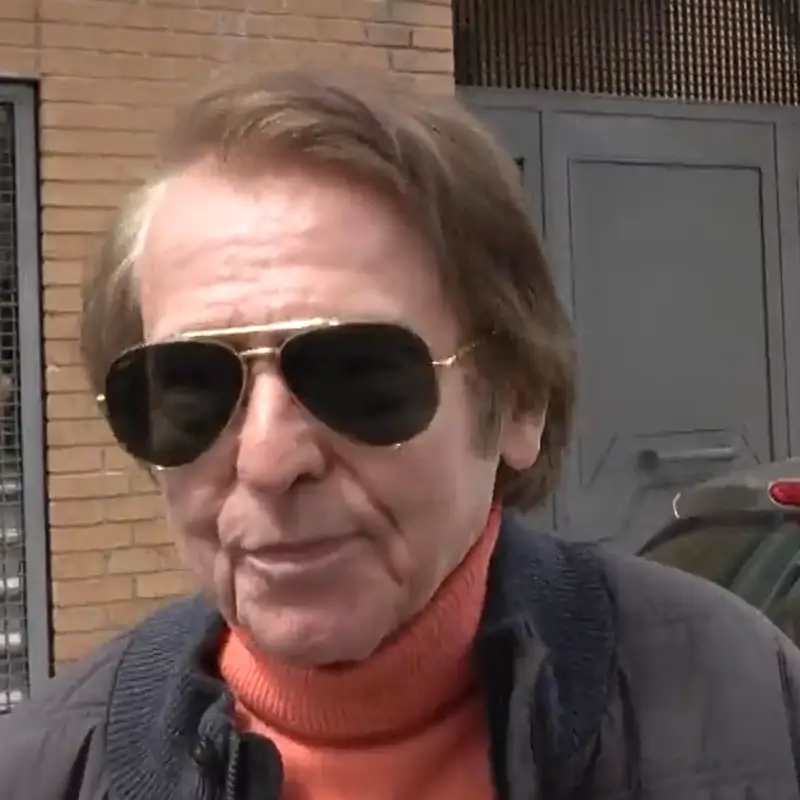 Raphael revela cómo afronta la vida en su 82 cumpleaños tras su percance de salud