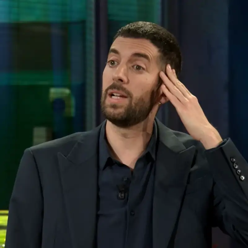 David Broncano, atónito con la insólita reacción de Antonia San Juan a una de las preguntas clásicas de 'La Revuelta'