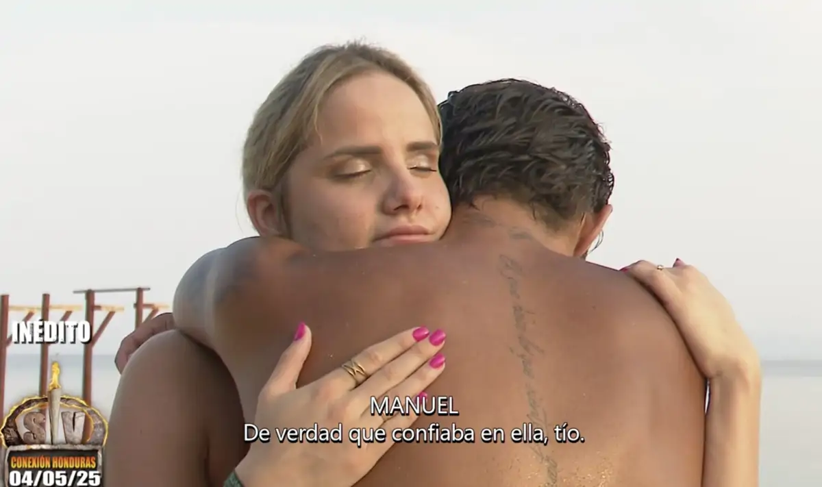 Manuel González y su hermana Gloria