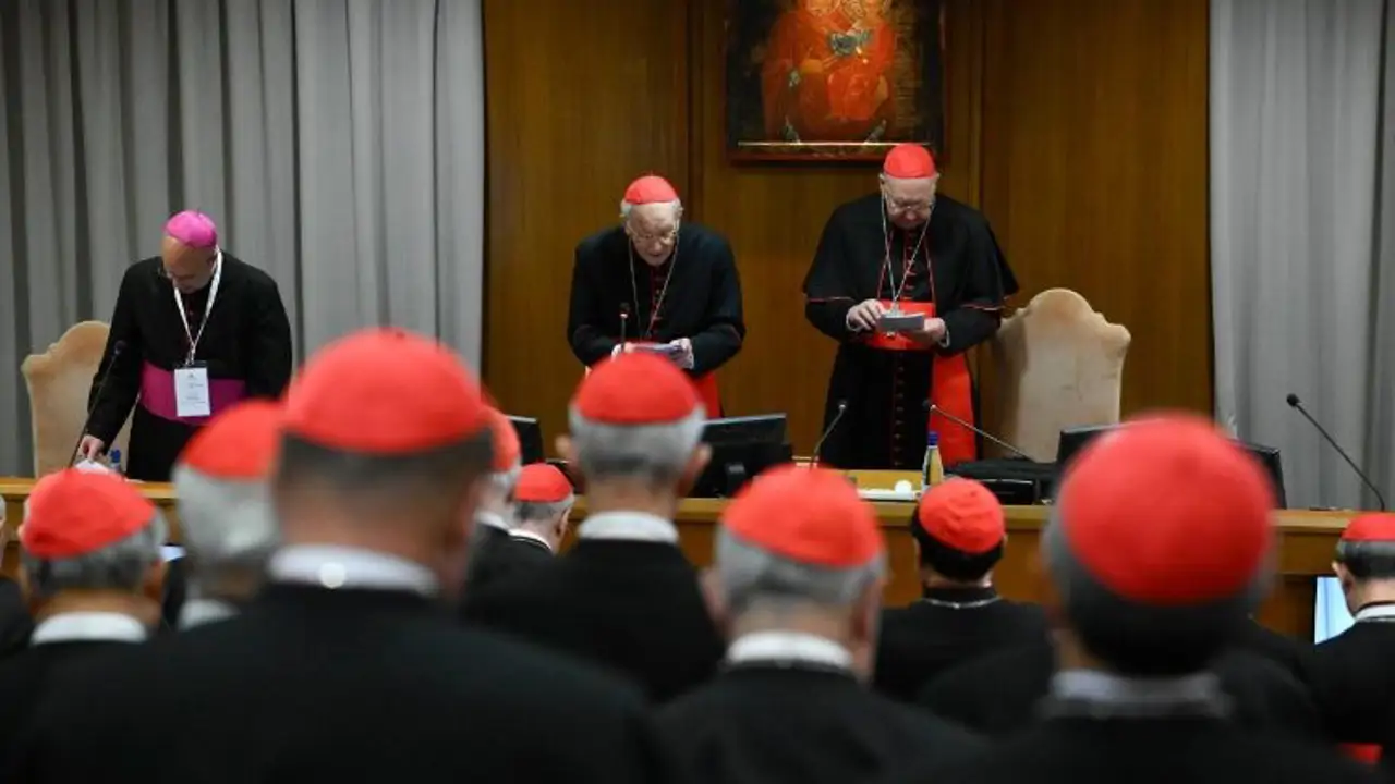 Cónclave en el Vaticano