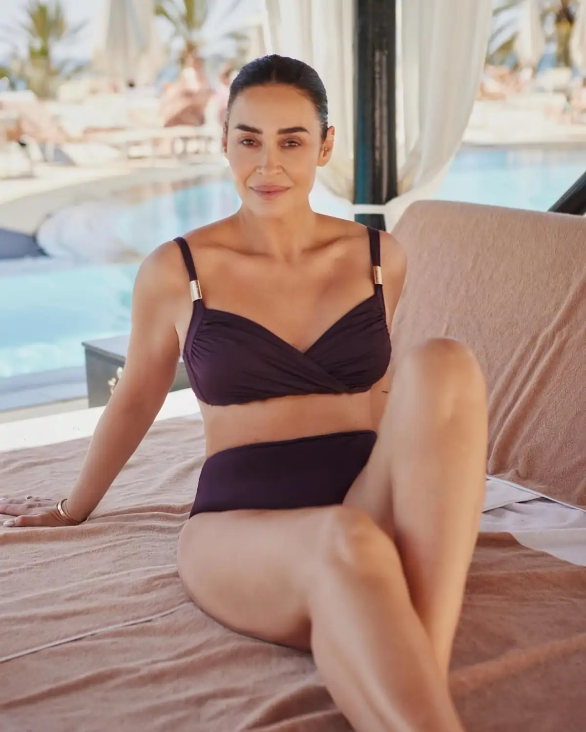 Bikini Vicky