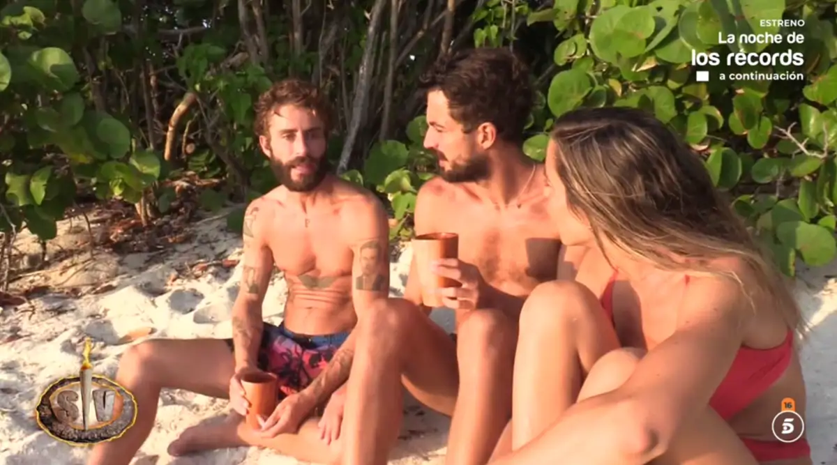 Pelayo Díaz, Joshua Velázquez y Nieves Bolós