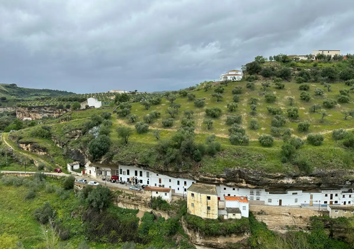 Setenil de las Bodegas