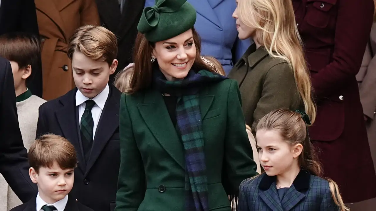 Una experta en protocolo alerta sobre Kate Middleton y Guillermo: "El príncipe George representa una versión temprana del 'control regio'. Esto no es casual"
