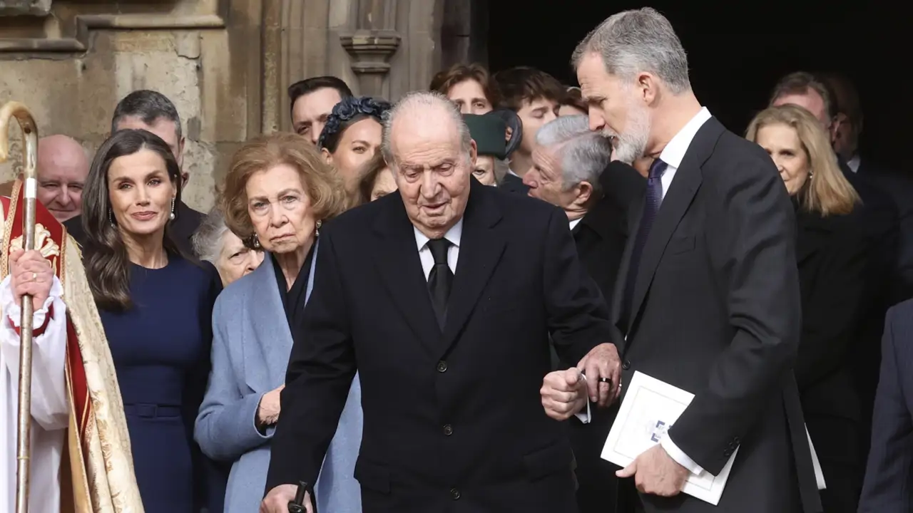 Letizia, Sofía, Juan Carlos y Felipe