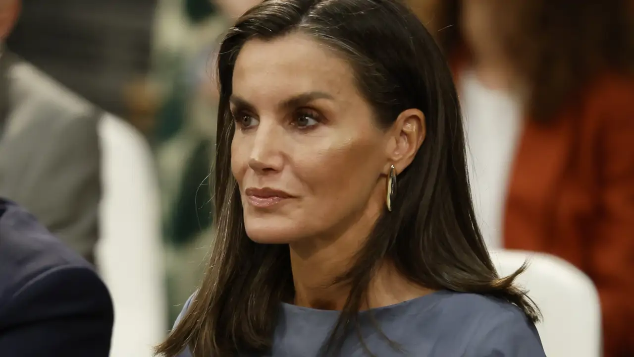 Pilar Eyre, experta en Casa Real, advierte: “Se me acercó un amigo y me dijo ‘es escolta de Letizia, de la novia de Felipe, con la que se va a casar’"