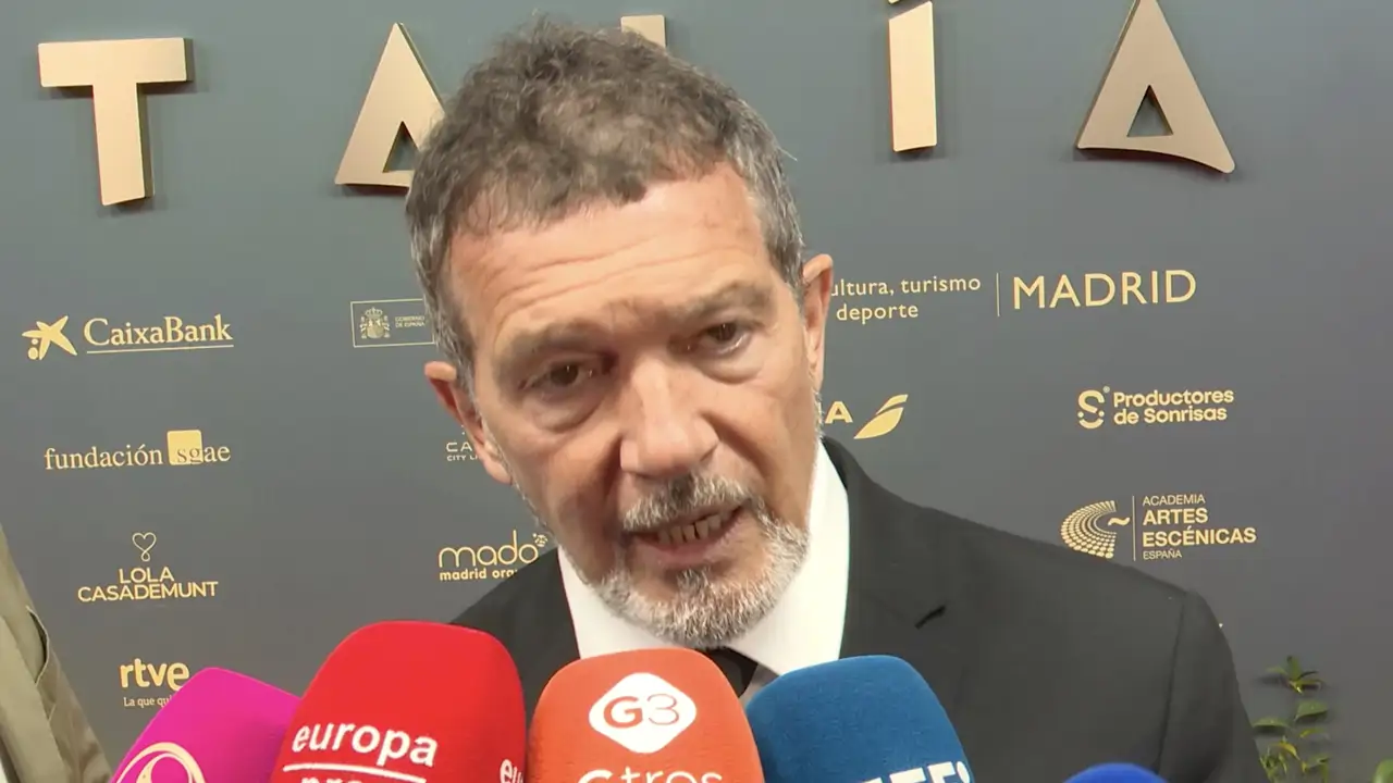 Antonio Banderas define con una firme palabra qué le parece que Terelu Campos trabaje como actriz de teatro