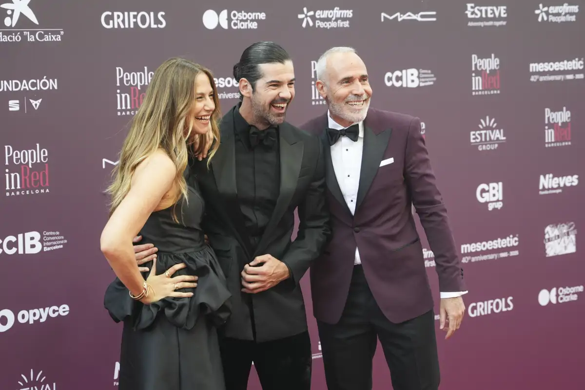 Martina Klein, Álex Corretja y Miguel Ángel Muñoz