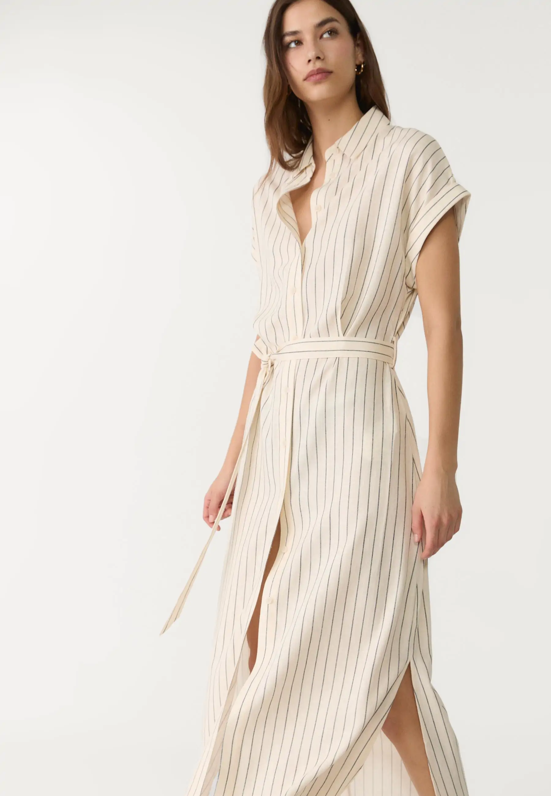 Vestido camisero de lino