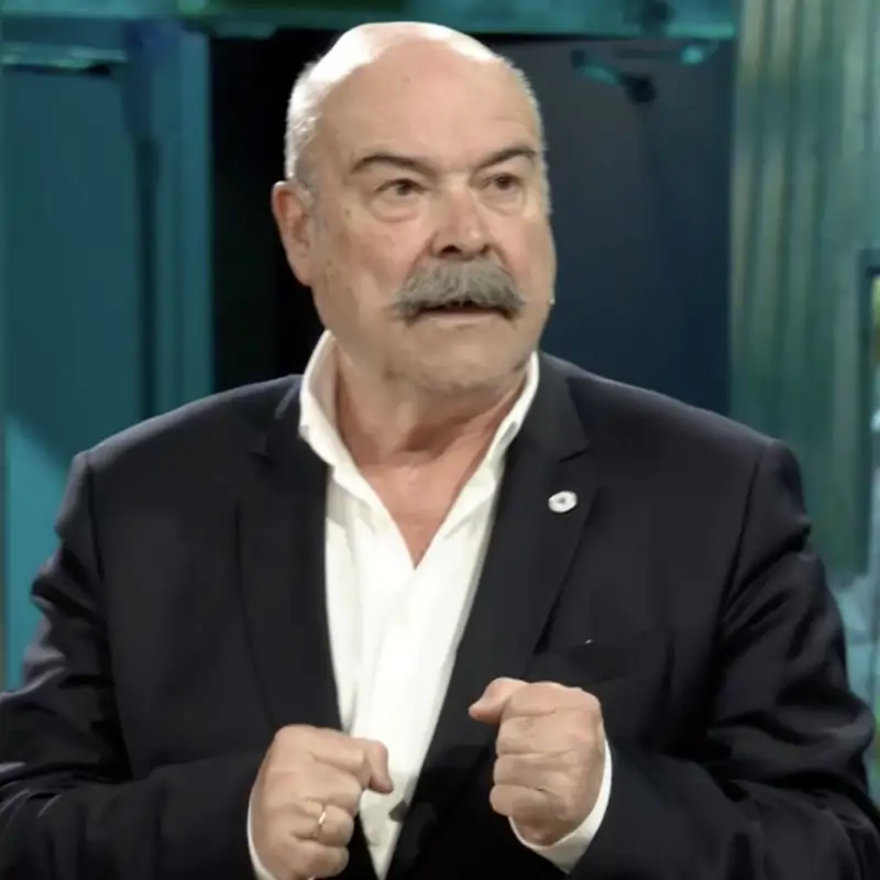 Antonio Resines aclara las dudas sobre su sueldo en 'La Revuelta': "Normalmente no cobro"