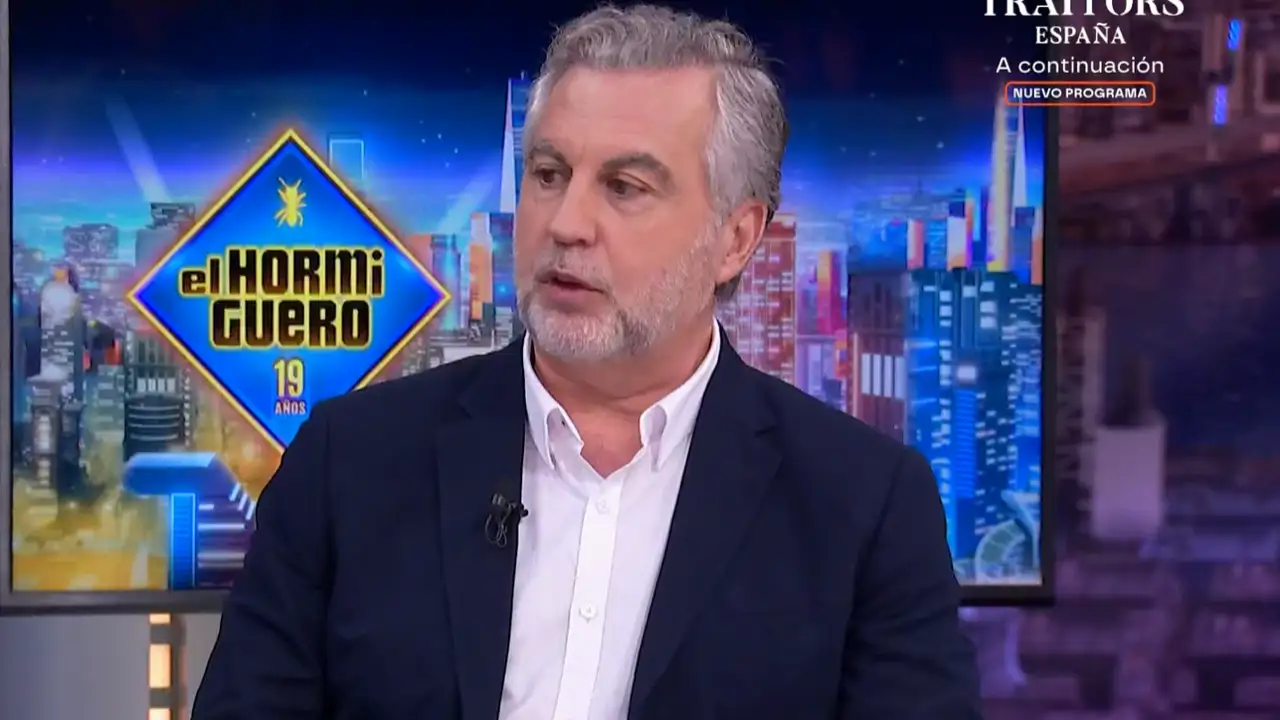 El periodista Carlos Alsina saca los colores a Pablo Motos por lo que ha dicho de él en directo en 'El Hormiguero'