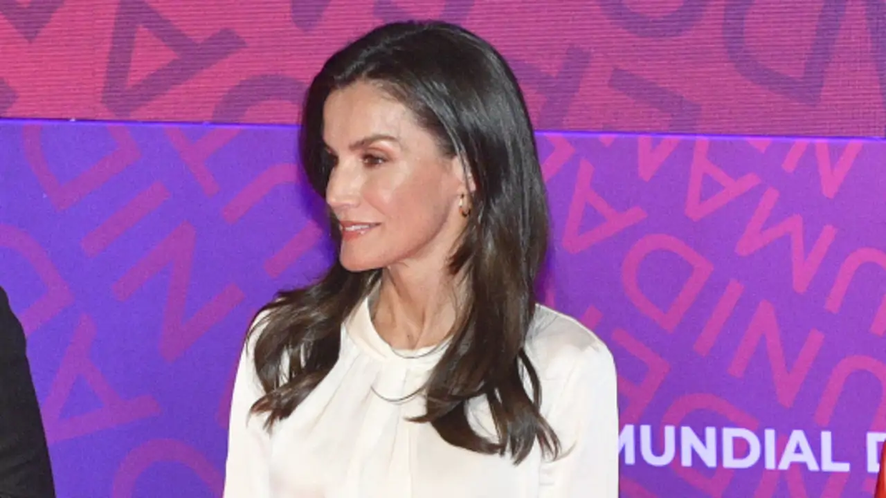 El motivo de peso por el que la reina Letizia ha decidido saltarse el protocolo dos veces en su última aparición en Murcia