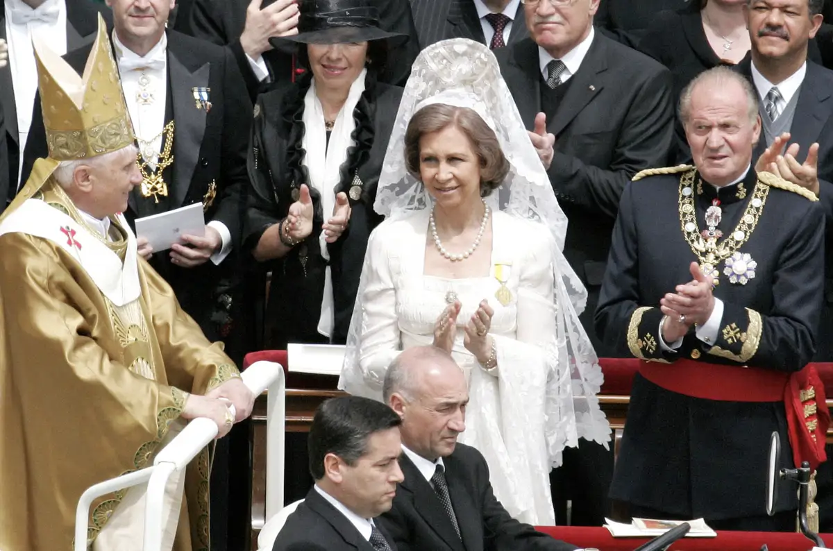 Reina Sofía Papa Benedicto