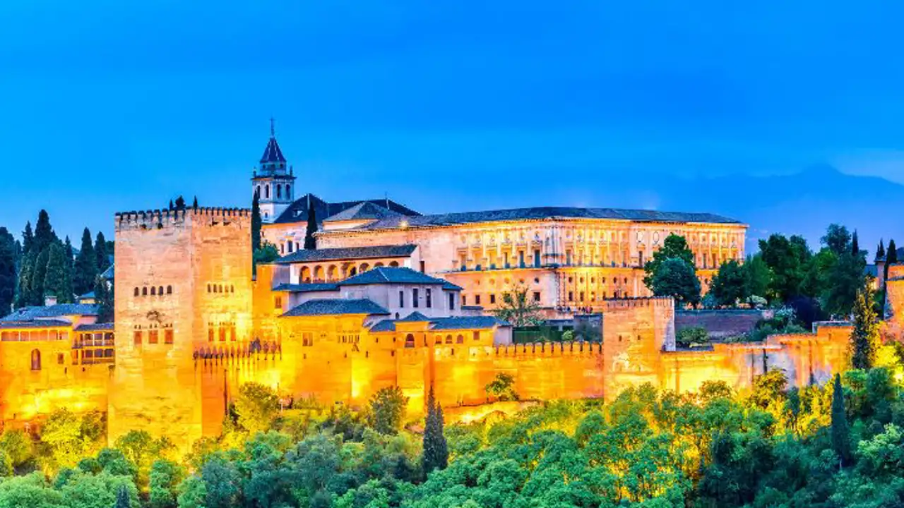 Ni Madrid ni Valencia: uno de los mayores tesoros turísticos para este verano se encuentra en el sur de España