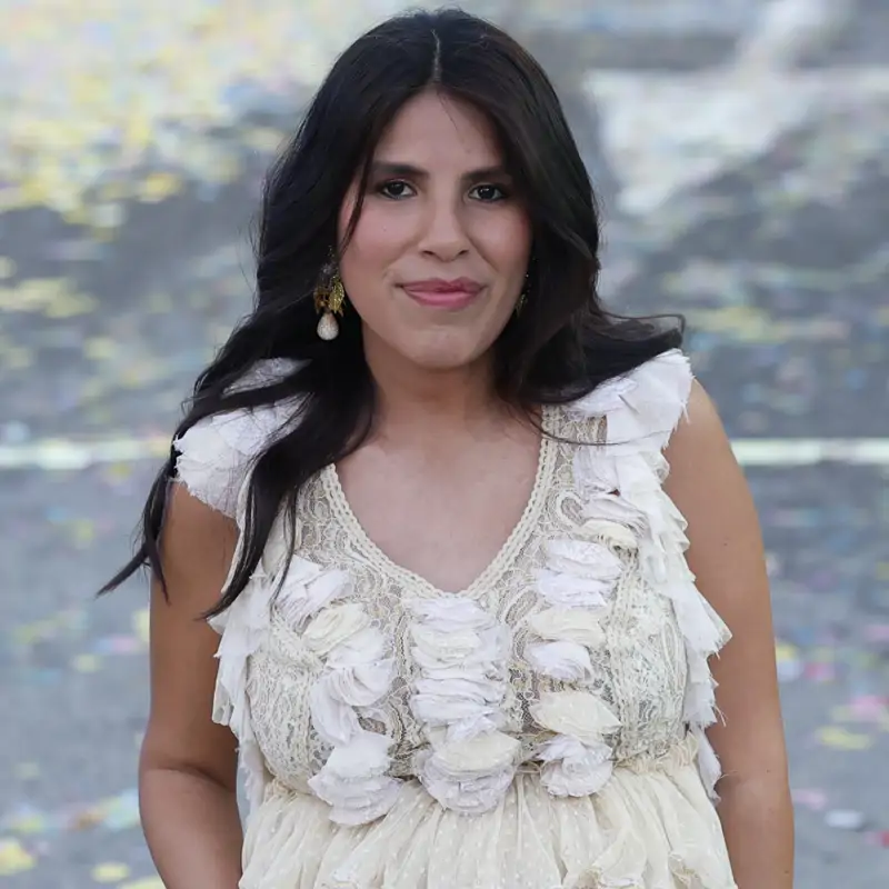 El curioso reencuentro de Isa Pantoja con sus compañeros de Telecinco en el peor momento de ‘La familia de la tele’