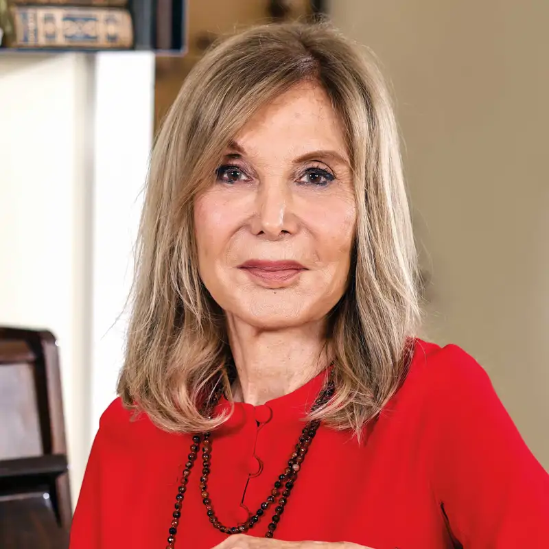 Pilar Eyre, experta en Casa Real: “Me han ofrecido escribir las memorias de Letizia y sí que lo haré algún día”