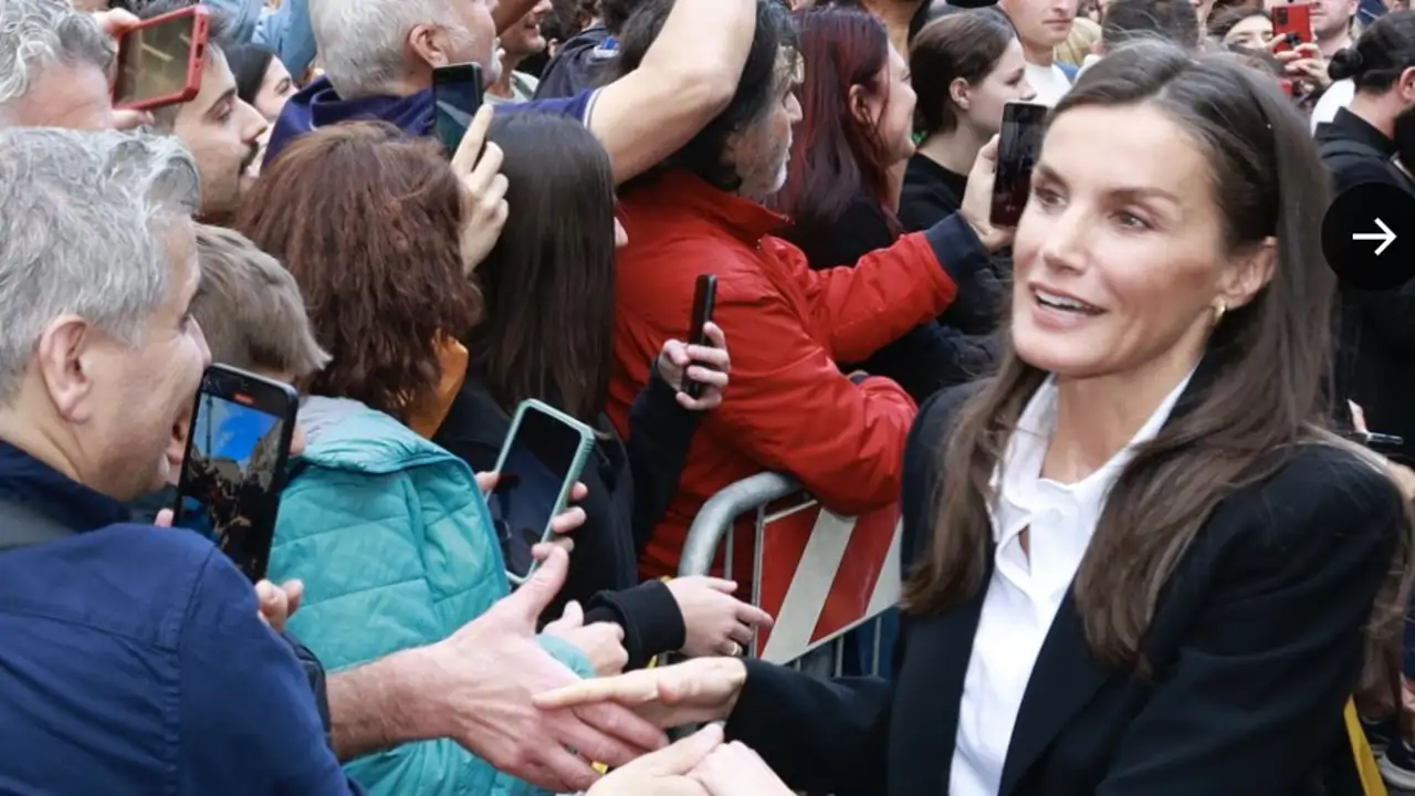 Los reyes Felipe y Letizia revolucionan Roma a horas de su encuentro con el papa León XVI en el Vaticano