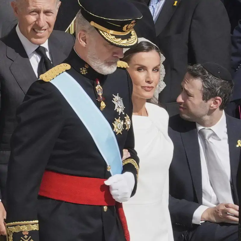De Letizia a María Teresa de Luxemburgo, todas las reinas que se han cogido al Privilége du blanc en la misa del papa León XIV