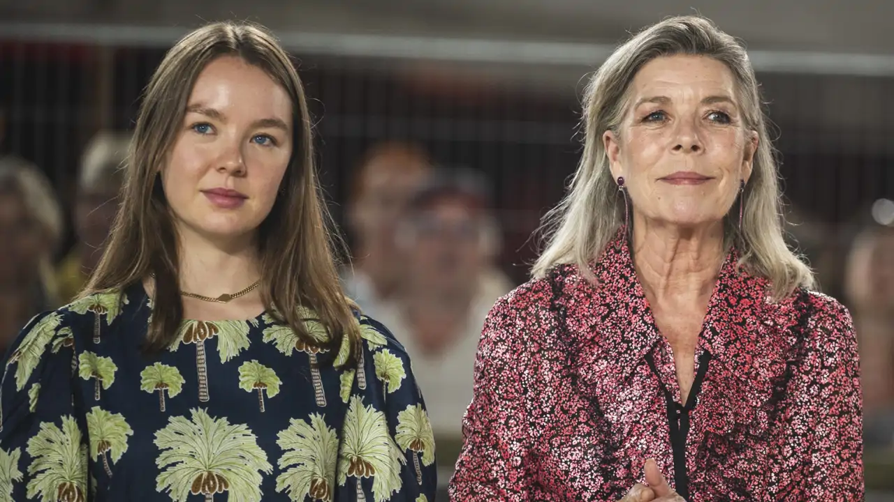 Alexandra de Hannover y Carolina de Mónaco
