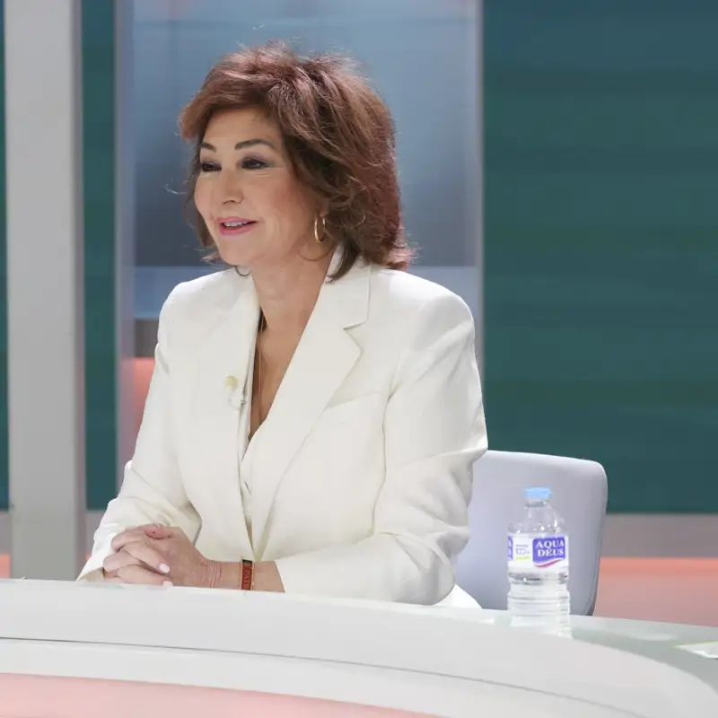 Ana Rosa Quintana se pronuncia sobre la reina Letizia tras coincidir con ella en Roma