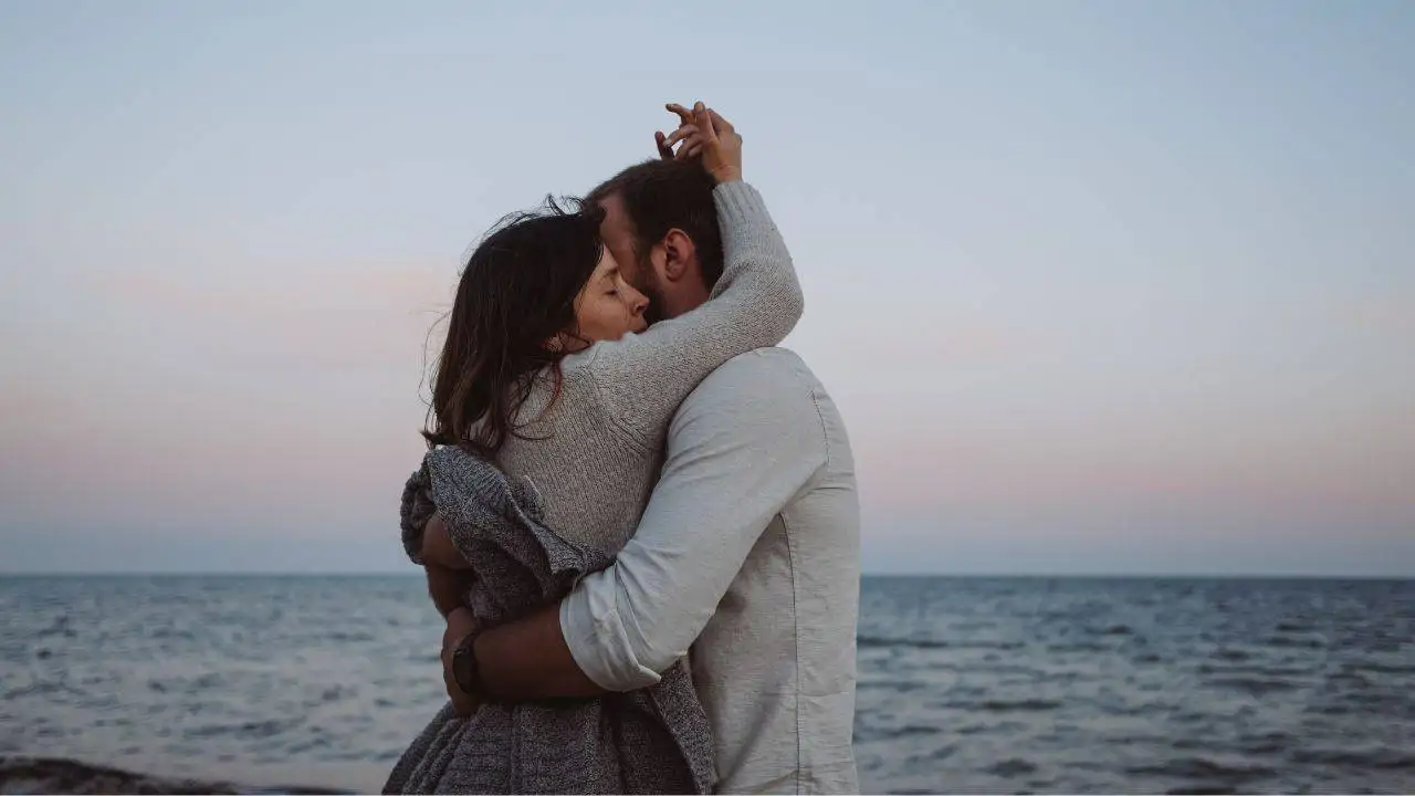 Amarres de amor 2025: así afectan los rituales para recuperar a tu pareja, según Paloma Lafuente