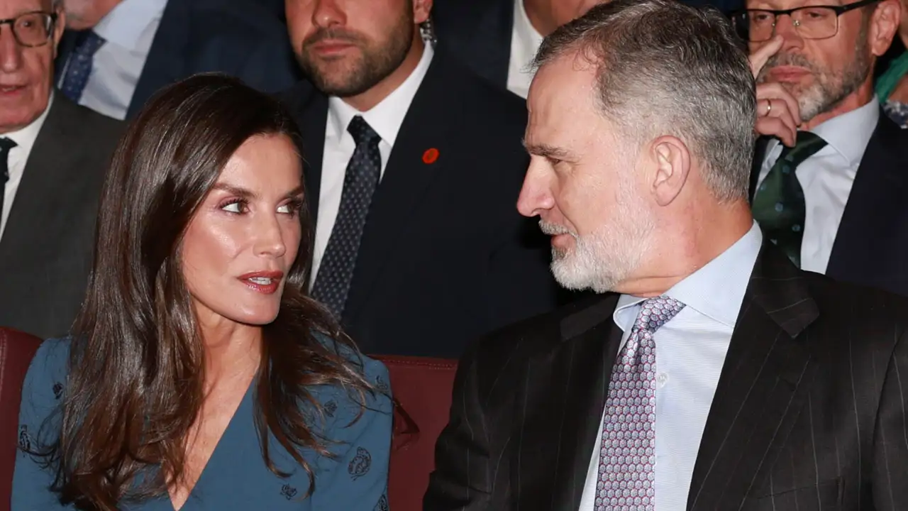 Pilar Eyre, periodista especialista en Casa Real: "La reina Letizia se ha hecho experta en actualizar el protocolo para no crear barreras respecto a la gente común"