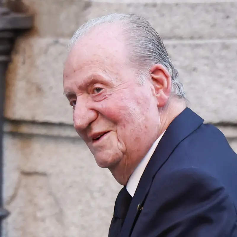 Luis Pliego, director de la revista Lecturas, da todos los detalles de la demanda del rey Juan Carlos a Miguel Ángel Revilla: “Es una humillación”