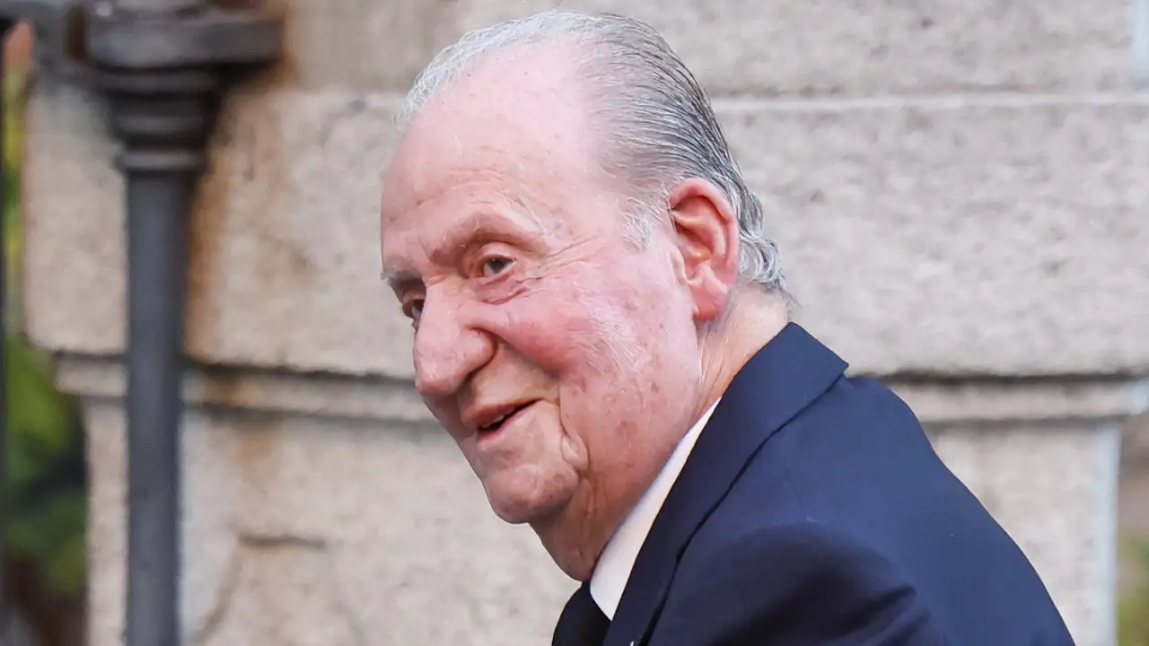 Luis Pliego, director de la revista Lecturas, da todos los detalles de la demanda del rey Juan Carlos a Miguel Ángel Revilla: “Es una humillación”