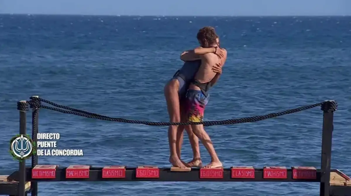 Carmen Alcayde y Pelayo Díaz en Supervivientes