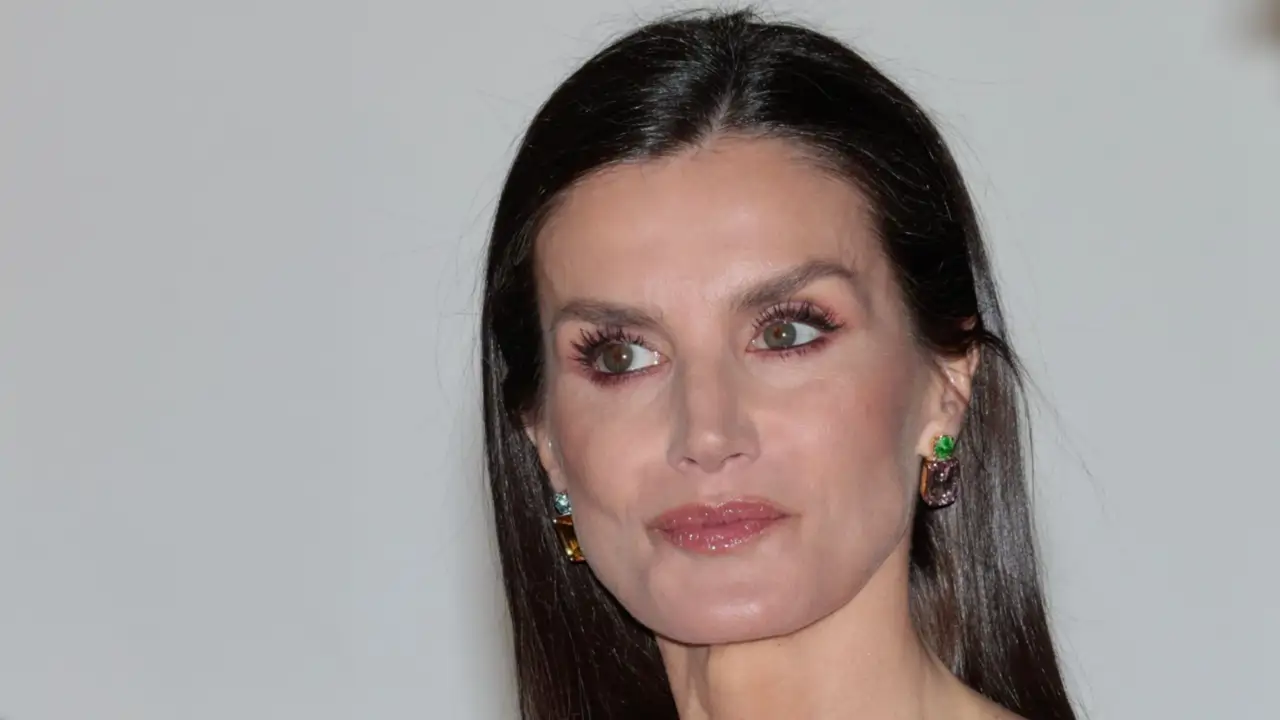 El 'tierra trágame' entre la reina Letizia y un famoso presentador de Antena 3: “Se me olvidó que era la Reina”