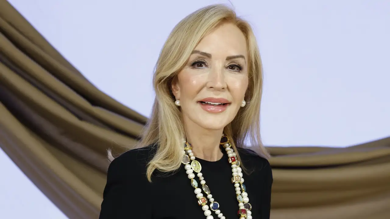 Carmen Lomana 