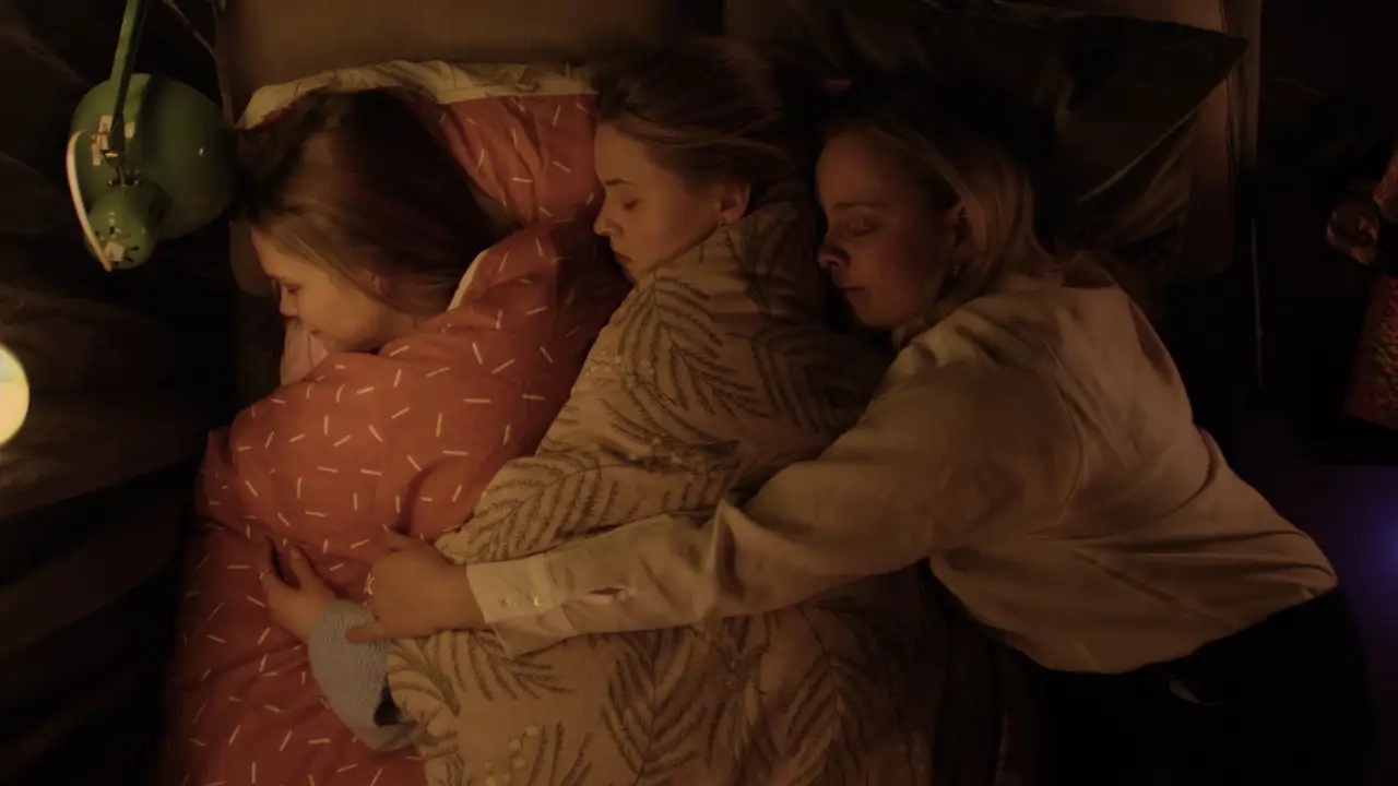 Deja los thrillers y dale una oportunidad a esta comedia dramática nórdica que acaba de llegar a Netflix: entrañable, realista y con episodios cortos