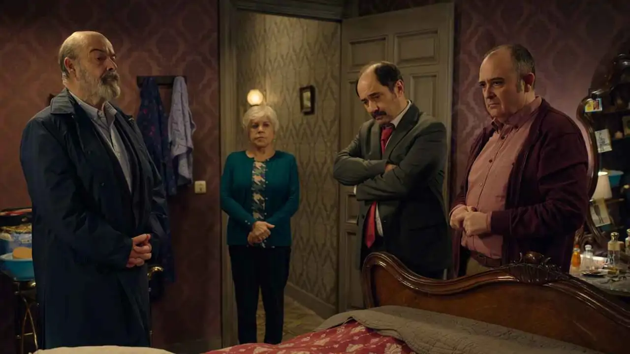 No lleva ni 48 horas en Netflix y ya es lo más visto: una historia de humor negro con muchas caras conocidas que te ves en hora y media