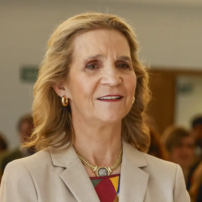 Pilar Eyre, experta en Casa Real, advierte sobre la infanta Elena: "No ha conocido varón desde que se separó con Marichalar, no ha tenido novio"