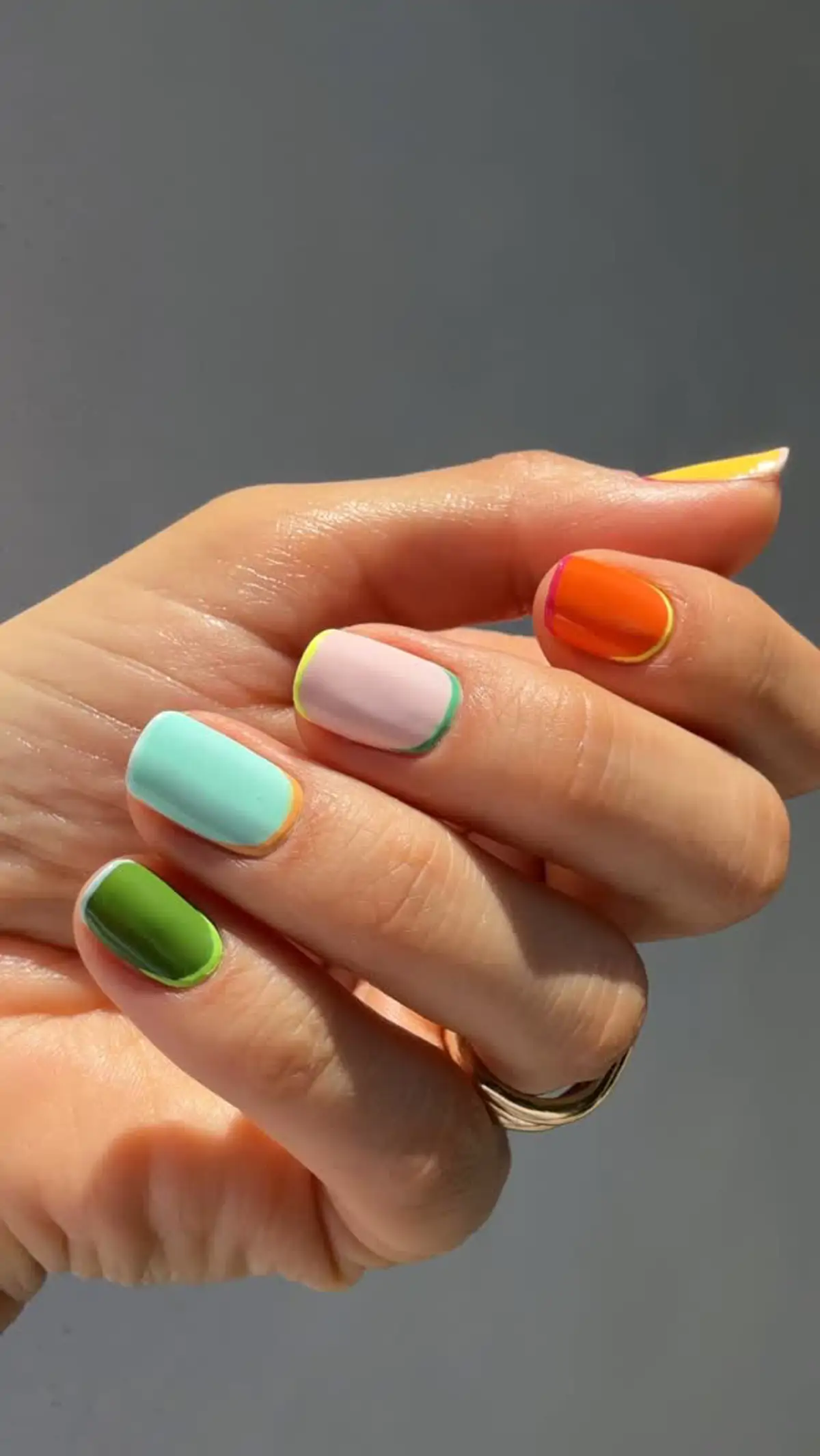Manicura multicolor