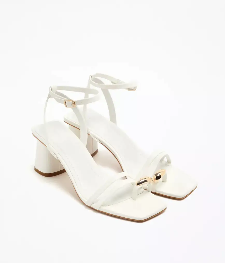 Sandalias blancas Lefties