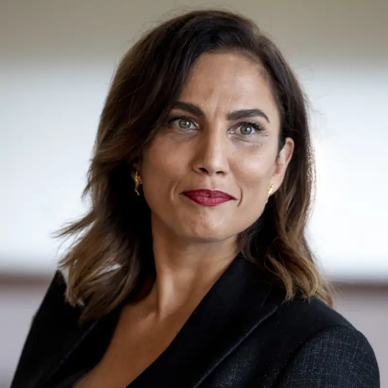 La actriz Toni Acosta: "Nunca he negociado con mi vida privada. Podría tener tres casas, pero, en su lugar tengo una hipoteca"