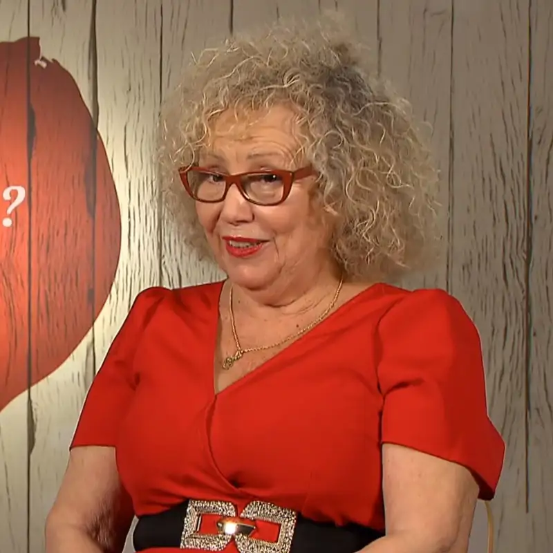 Francisca pide que le cambien el cartelito en 'First Dates': "Eso no te lo voy a decir"