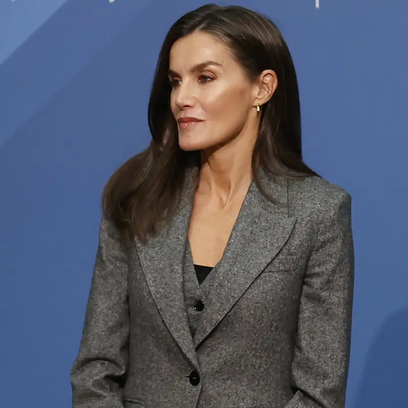 Una alemana experta en moda se rinde ante los looks de Letizia: “Ha revolucionado el código de vestimenta”