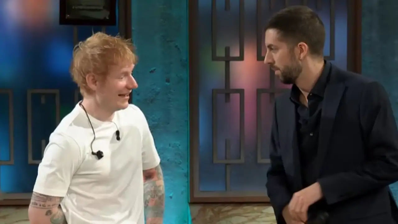 La insólita negativa de David Broncano con Ed Sheeran en 'La Revuelta': "¿Qué llevas?"